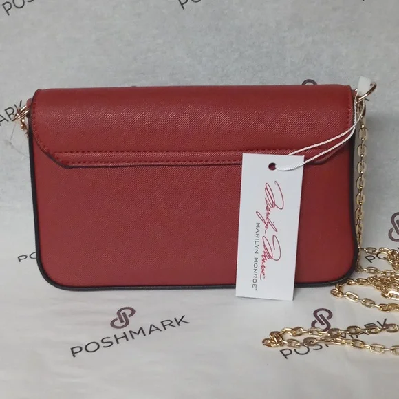 Marilyn Monroe Red Crossbody Chain Cardinal Red Clutch - Picture 7 of 10